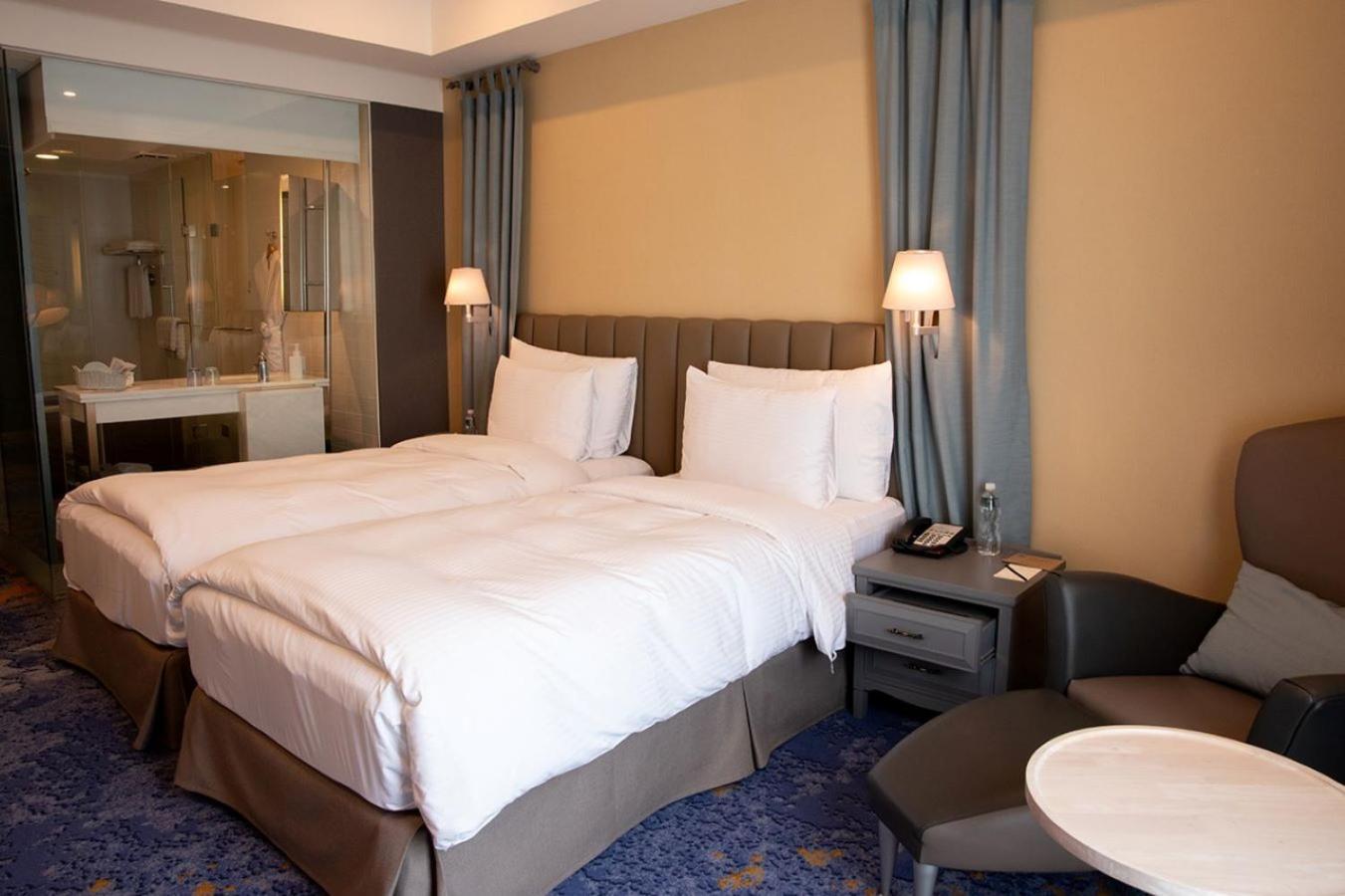 แกรนด์ วิคตอเรีย โฮเต็ล Hotel ไทเป ภายนอก รูปภาพ